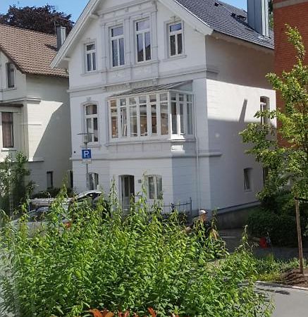 Grosszuegige,98M2 Grosse Wohnung In Stadtnaher Traumlage, Nur 200M Zum Stadtpark Ольденбург Экстерьер фото