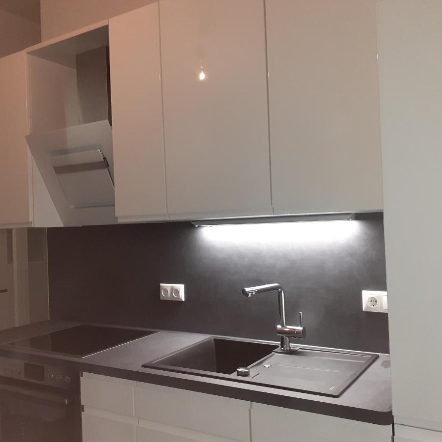 Grosszuegige,98M2 Grosse Wohnung In Stadtnaher Traumlage, Nur 200M Zum Stadtpark Ольденбург Экстерьер фото